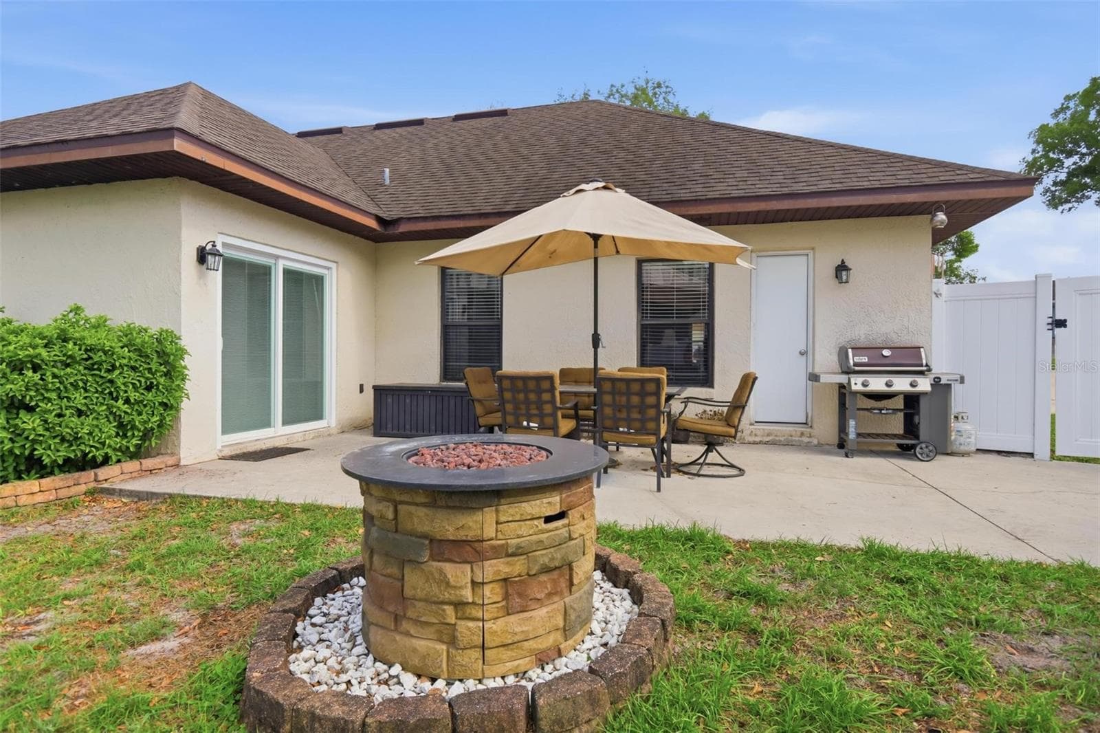 Single Family Residence at 731 EDGEWILD CT, ORANGE CITY, photo 30 of 37