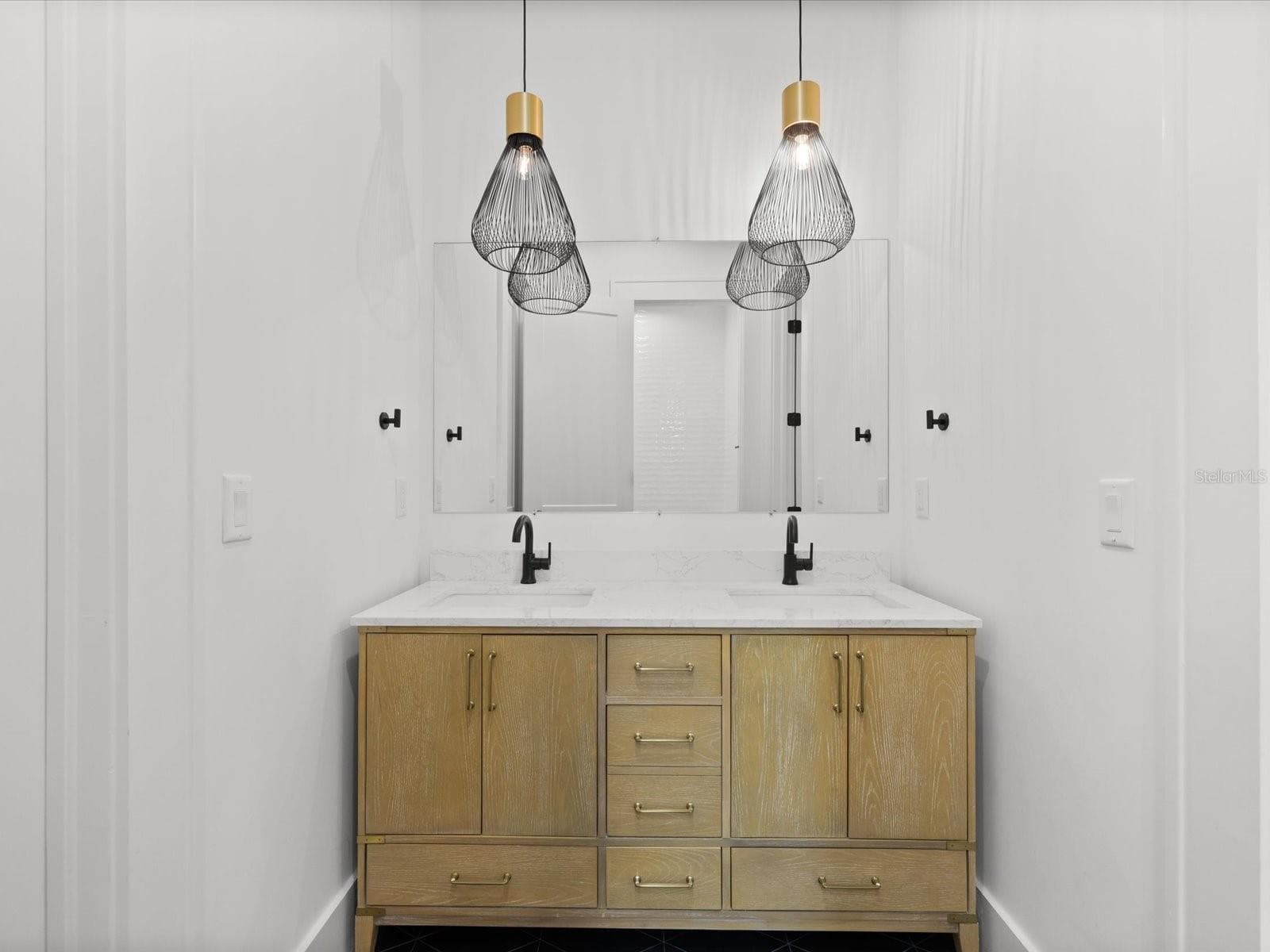 Single Family Residence at 2123 S CORTEZ AVE, TAMPA, photo 50 of 80