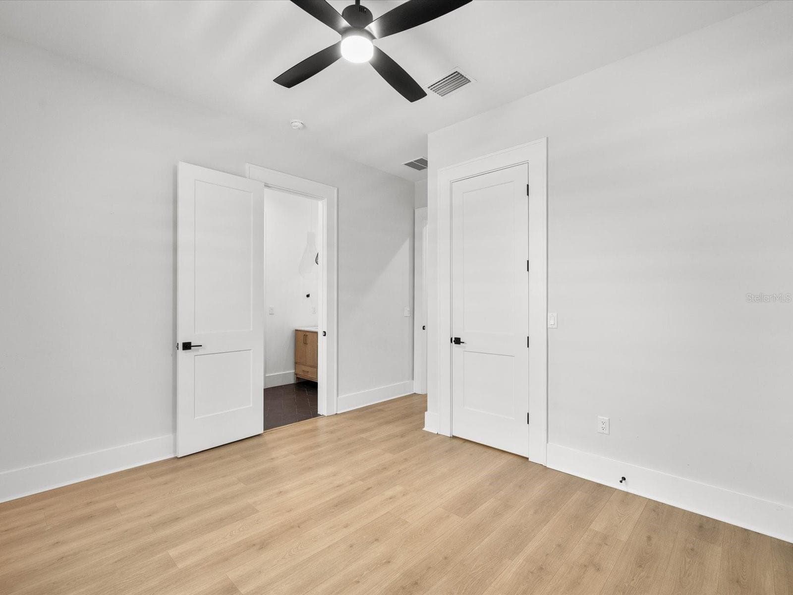 Single Family Residence at 2123 S CORTEZ AVE, TAMPA, photo 47 of 80