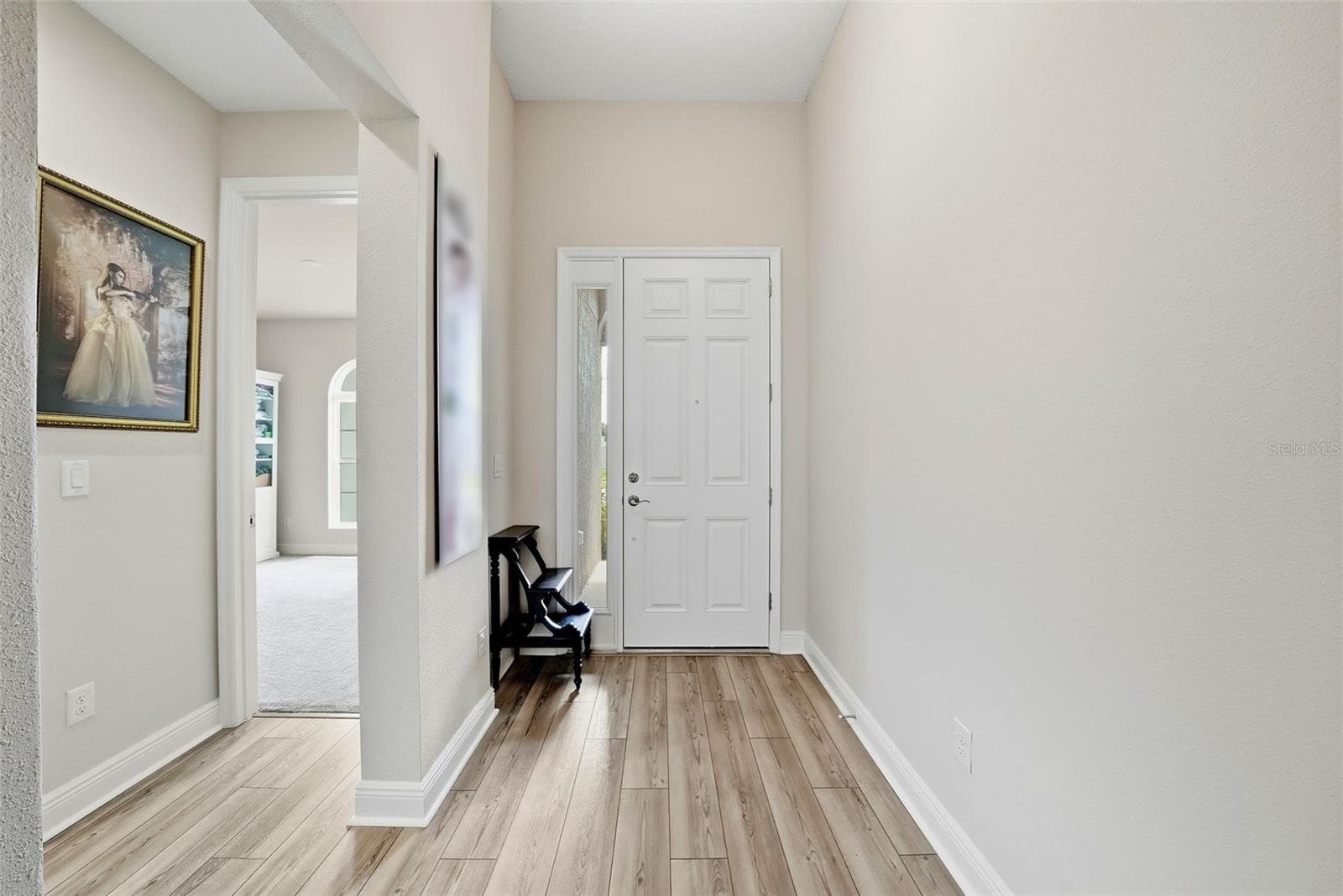 Single Family Residence at 14627 GALLOP RUN DR, LITHIA, photo 6 of 35