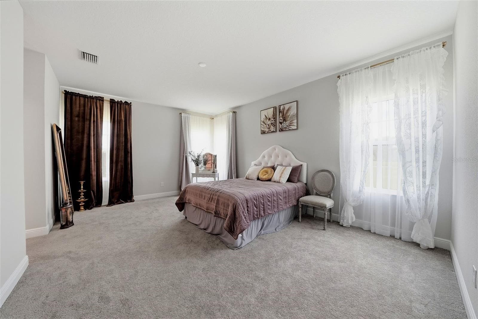 Single Family Residence at 14627 GALLOP RUN DR, LITHIA, photo 18 of 35