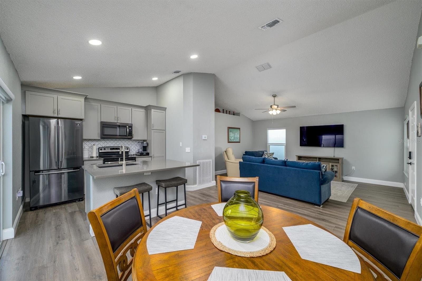 Single Family Residence at 30516 BIRDHOUSE DR, WESLEY CHAPEL, photo 8 of 28