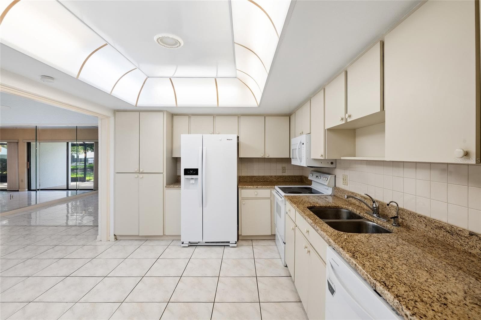 Condominium at 14225 CYPRESS CIR #14225, TAMPA, photo 20 of 56