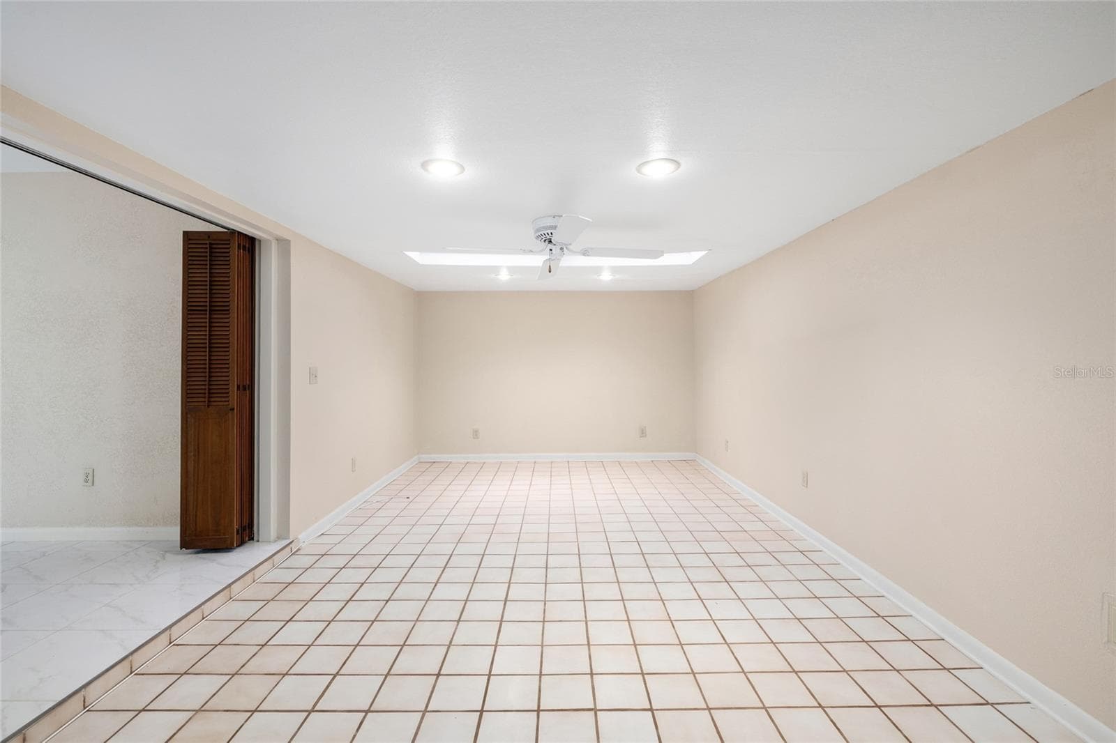 Condominium at 14225 CYPRESS CIR #14225, TAMPA, photo 28 of 56