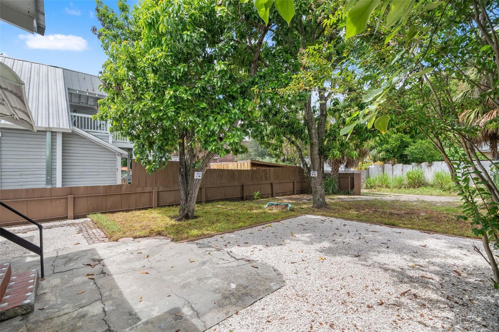 So much potential!! - 1310 E 15TH AVE, TAMPA