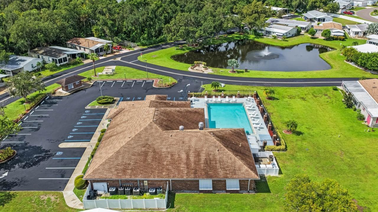 Mobile Home at 3114 CRYSTAL LN, ELLENTON, photo 32 of 44