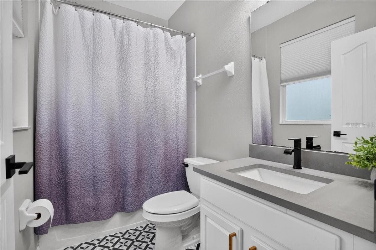 Single Family Residence at 9830 W PARK VILLAGE DR, TAMPA, photo 36 of 71