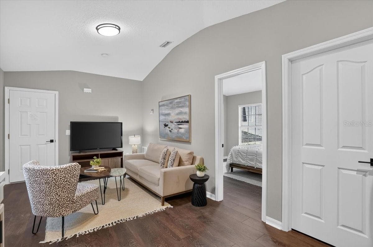 Single Family Residence at 9830 W PARK VILLAGE DR, TAMPA, photo 39 of 71