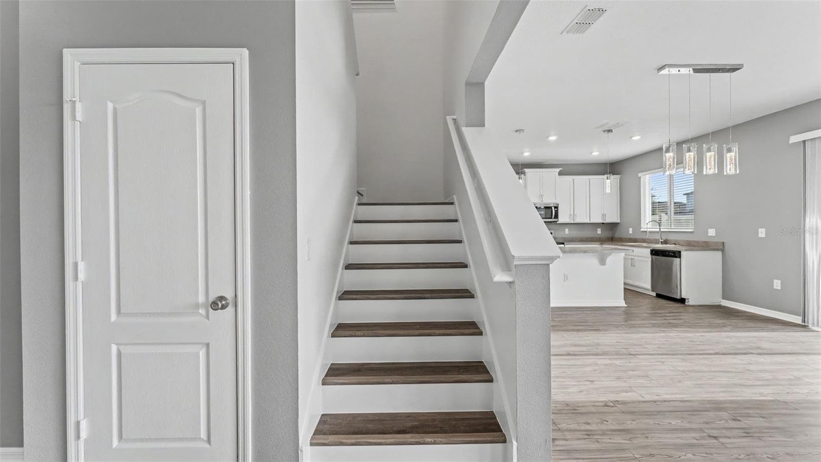 Single Family Residence at 200 SUMMERLIN LOOP, HAINES CITY, photo 10 of 31