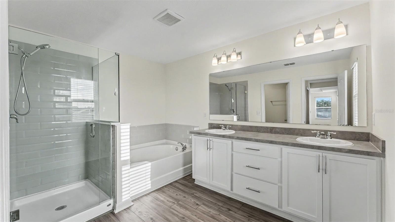 Single Family Residence at 200 SUMMERLIN LOOP, HAINES CITY, photo 15 of 31