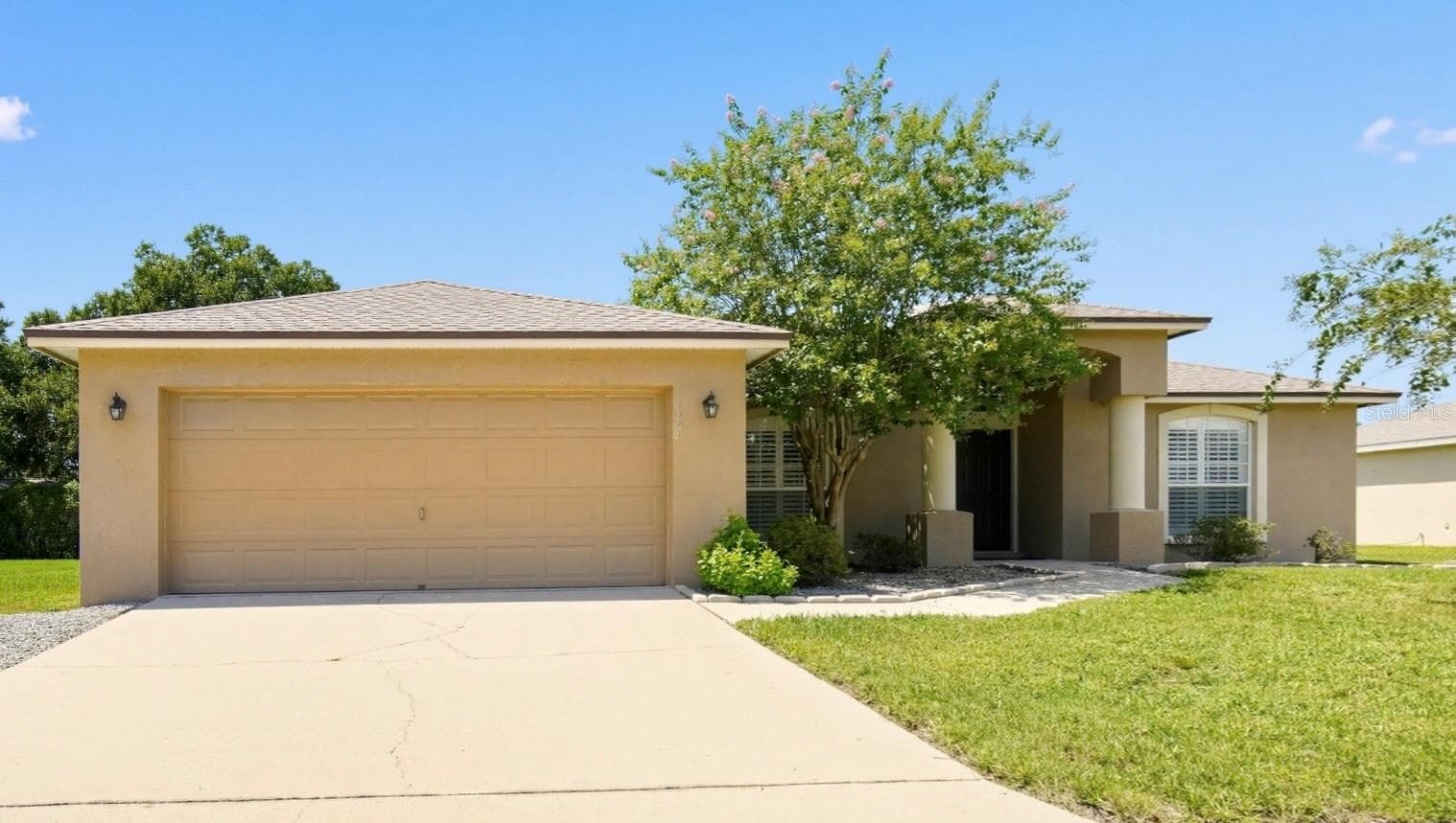 Single Family Residence at 5625 FISCHER DR, LAKELAND, photo 2 of 38