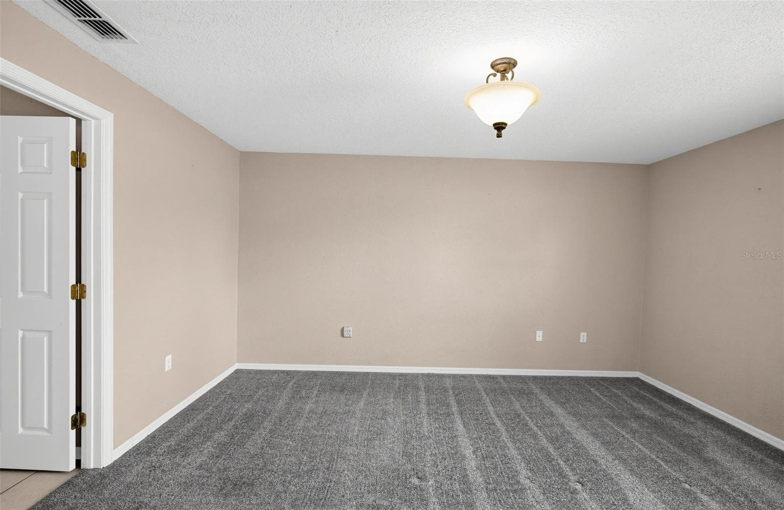 Primary bedroom - 5625 FISCHER DR, LAKELAND