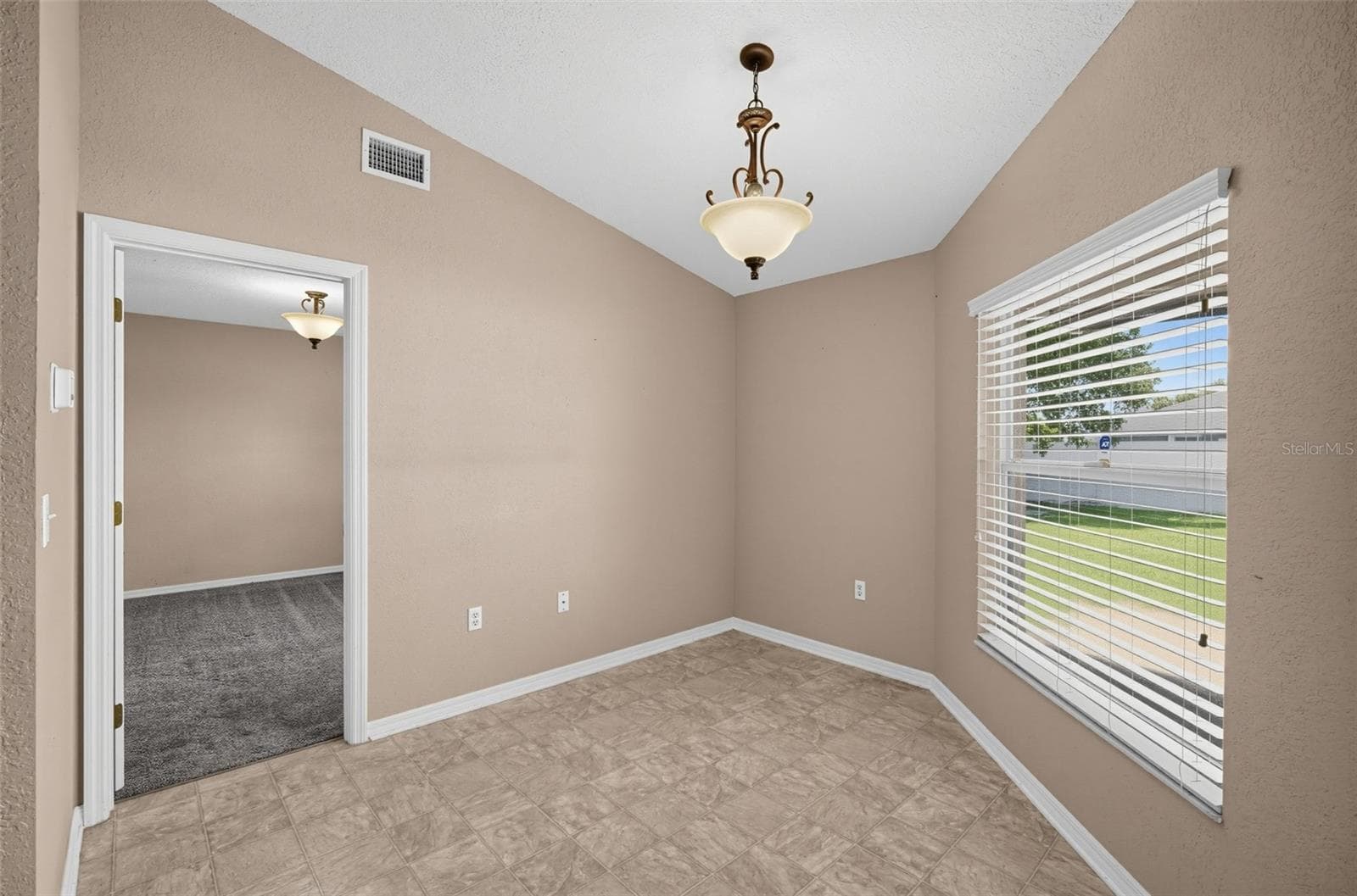 Single Family Residence at 5625 FISCHER DR, LAKELAND, photo 18 of 38