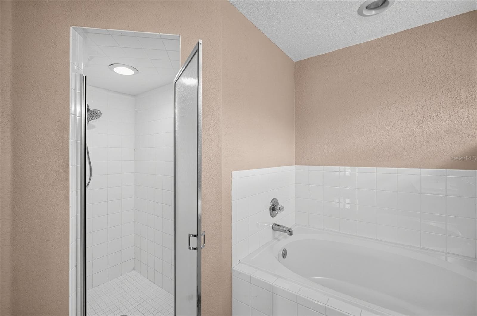 Primary bathroom - 5625 FISCHER DR, LAKELAND