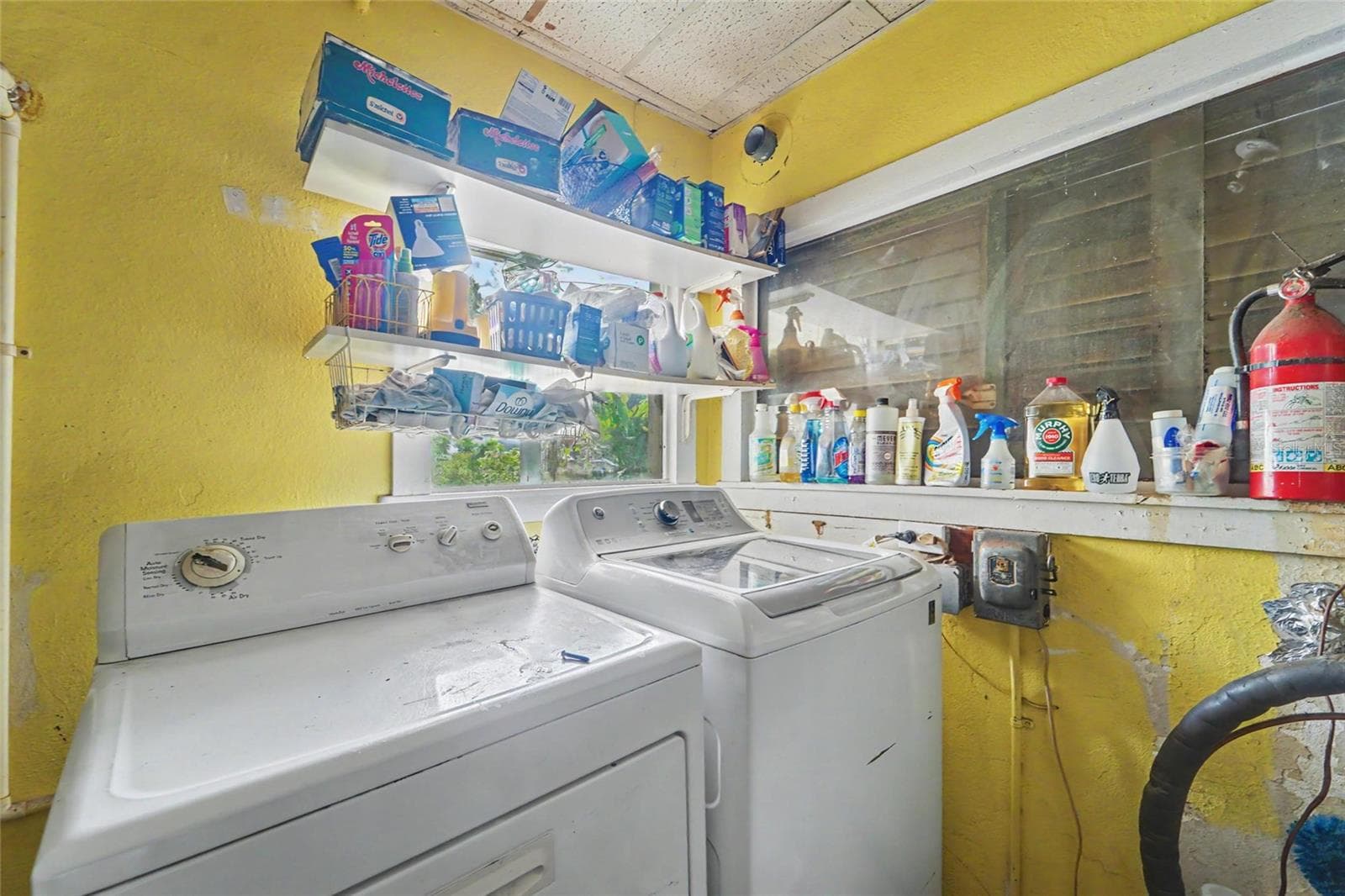 Laundry room - 6100 3RD AVE N, ST PETERSBURG