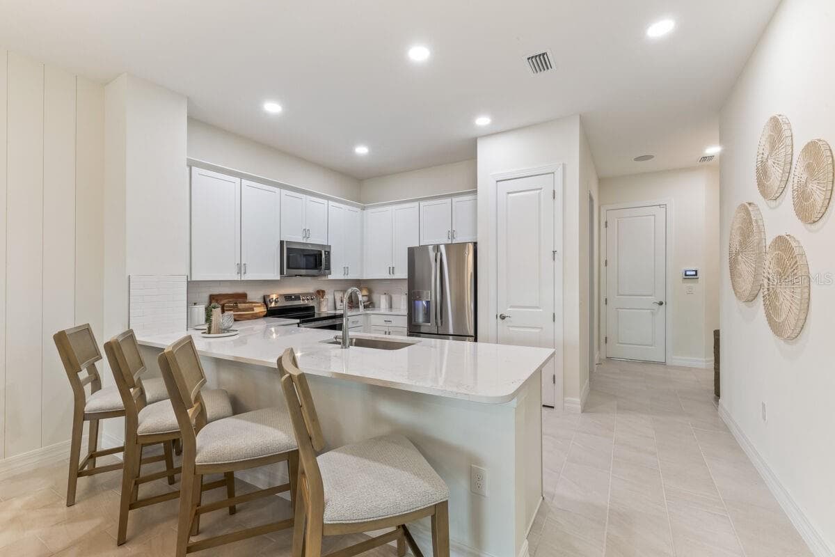 Kitchen-Pictures are of Model Home for representational purposes only. - 1851 NOTTINGHAM TRL, PORT CHARLOTTE