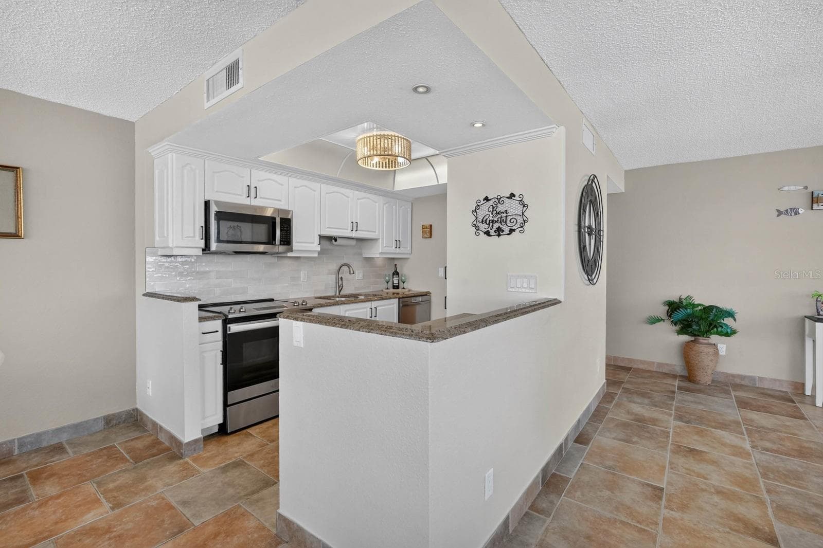 Condominium at 2828 N ATLANTIC AVE #305, DAYTONA BEACH, photo 23 of 62
