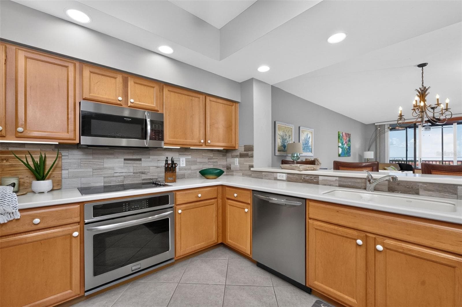 Condominium at 3313 SUNSET KEY CIR #402, PUNTA GORDA, photo 10 of 66