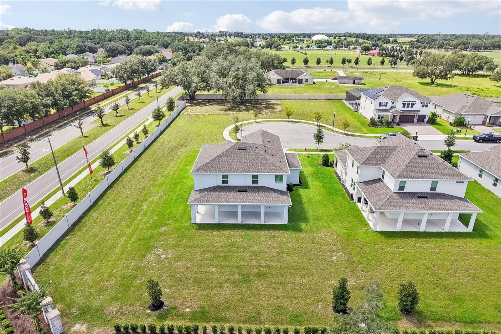 The perfect blank canvas to create the outdoor space of your dreams. - 2985 WATER CLOVER CT, APOPKA