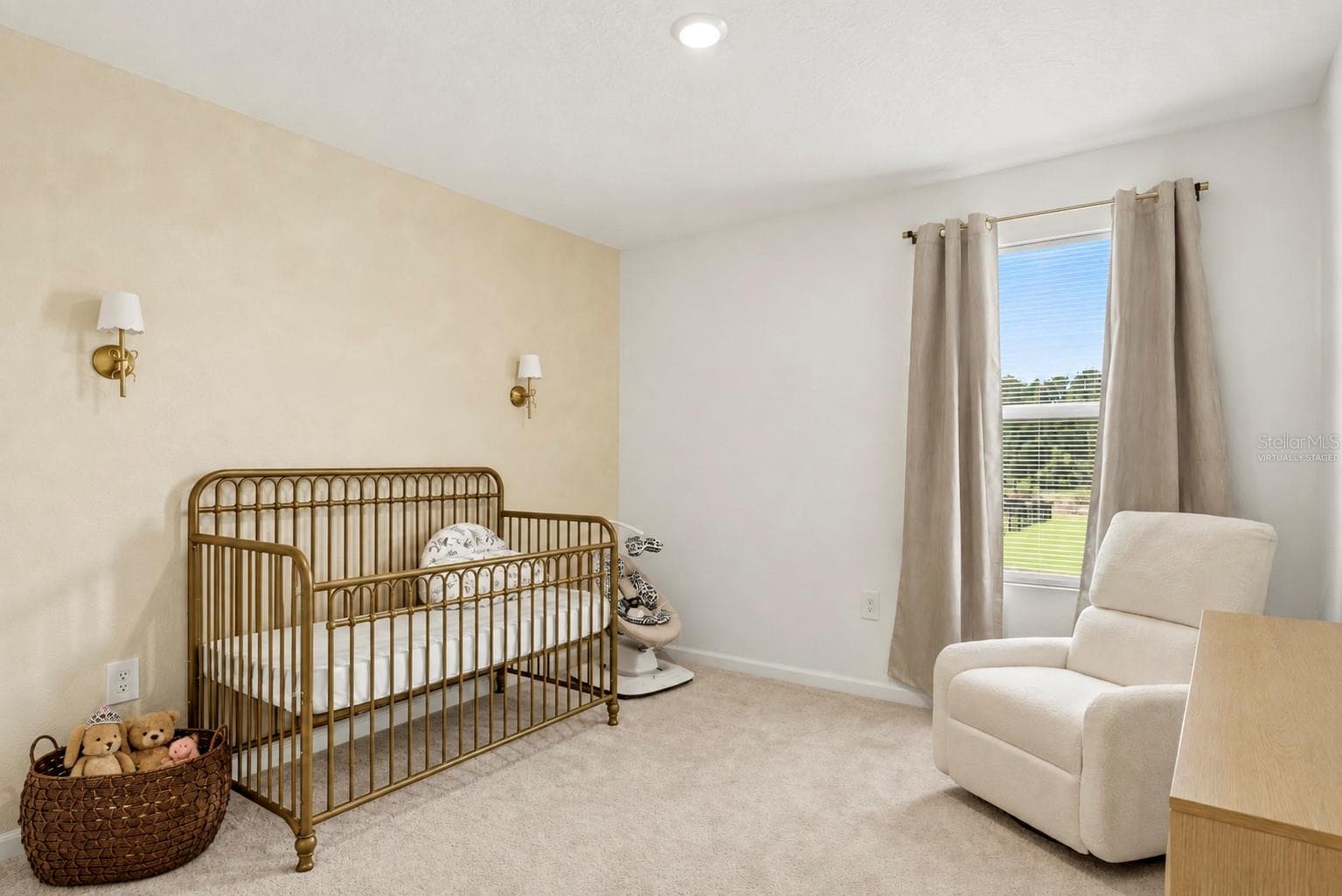 Virtually Staged - 5410 LEWISHAM DR, DAVENPORT