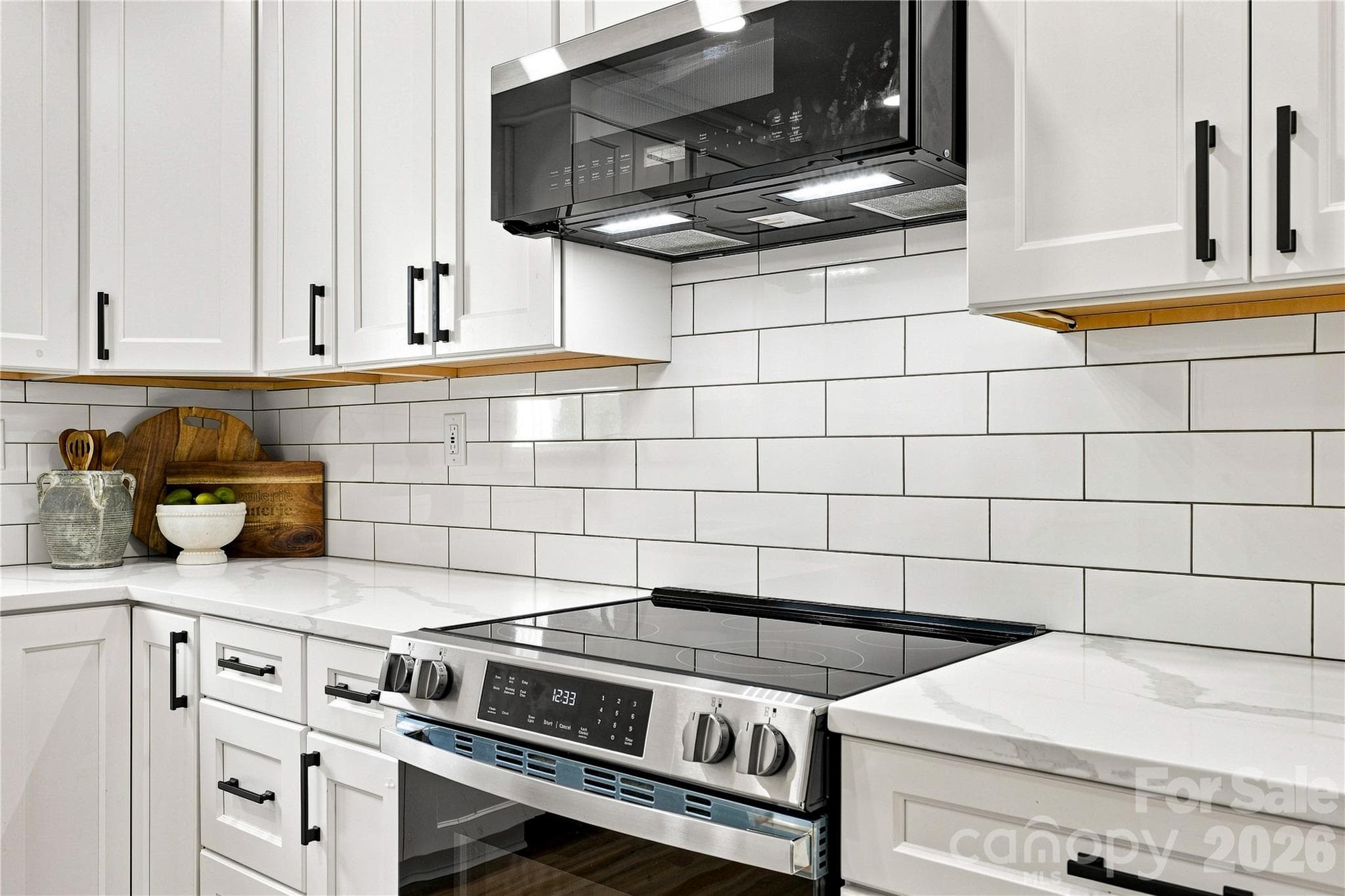 New Appliances - 2429 Cassidy Drive, Davidson