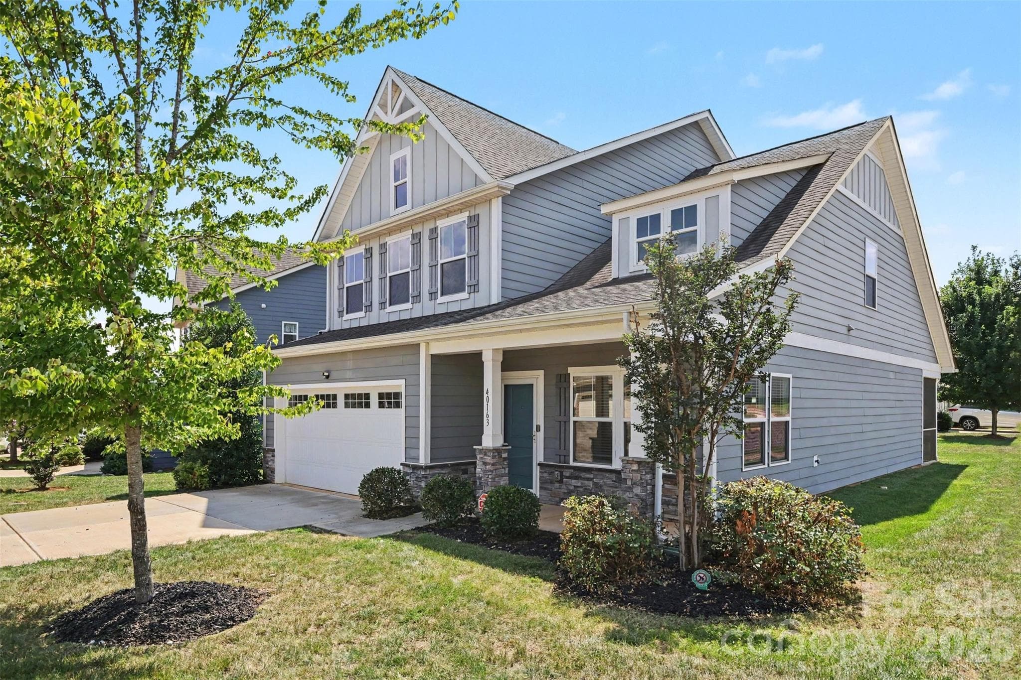 Single Family Residence at 40163 Crooked Stick Drive, Lancaster, photo 2 of 45