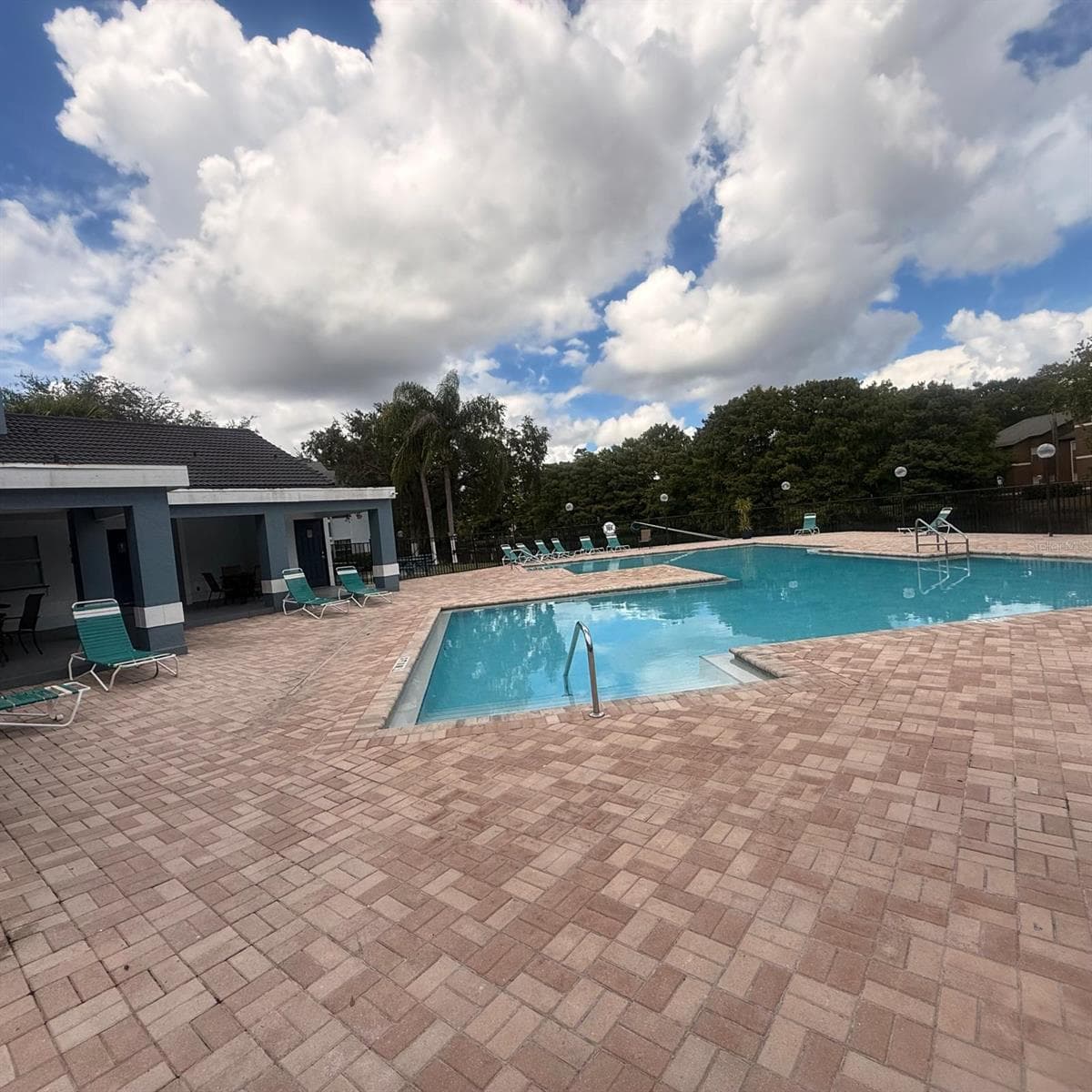 Community Pool - 5785 GATLIN AVE #718, ORLANDO