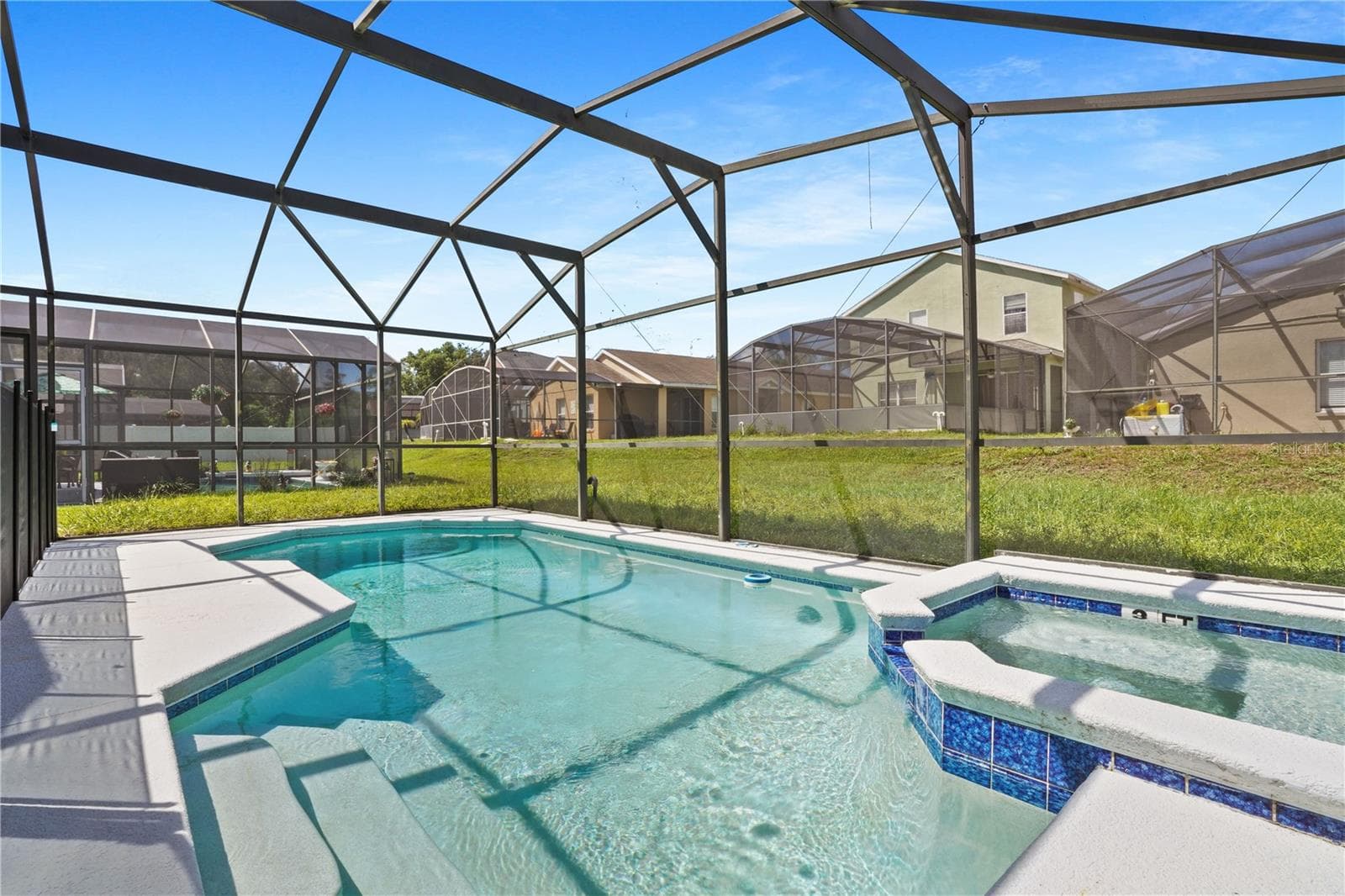Single Family Residence at 161 HAMMOCK CT, DAVENPORT, photo 2 of 35