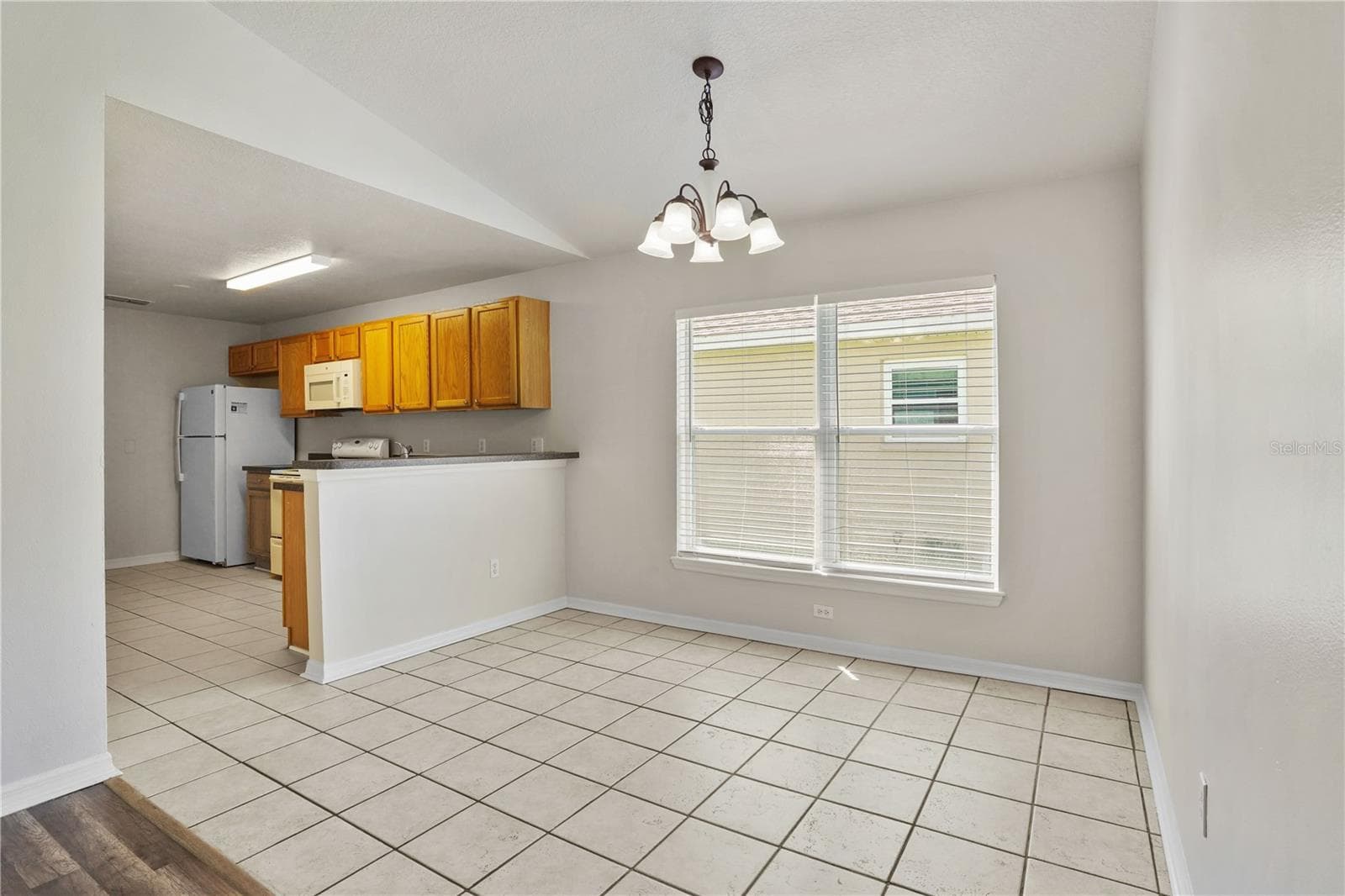 Single Family Residence at 161 HAMMOCK CT, DAVENPORT, photo 12 of 35