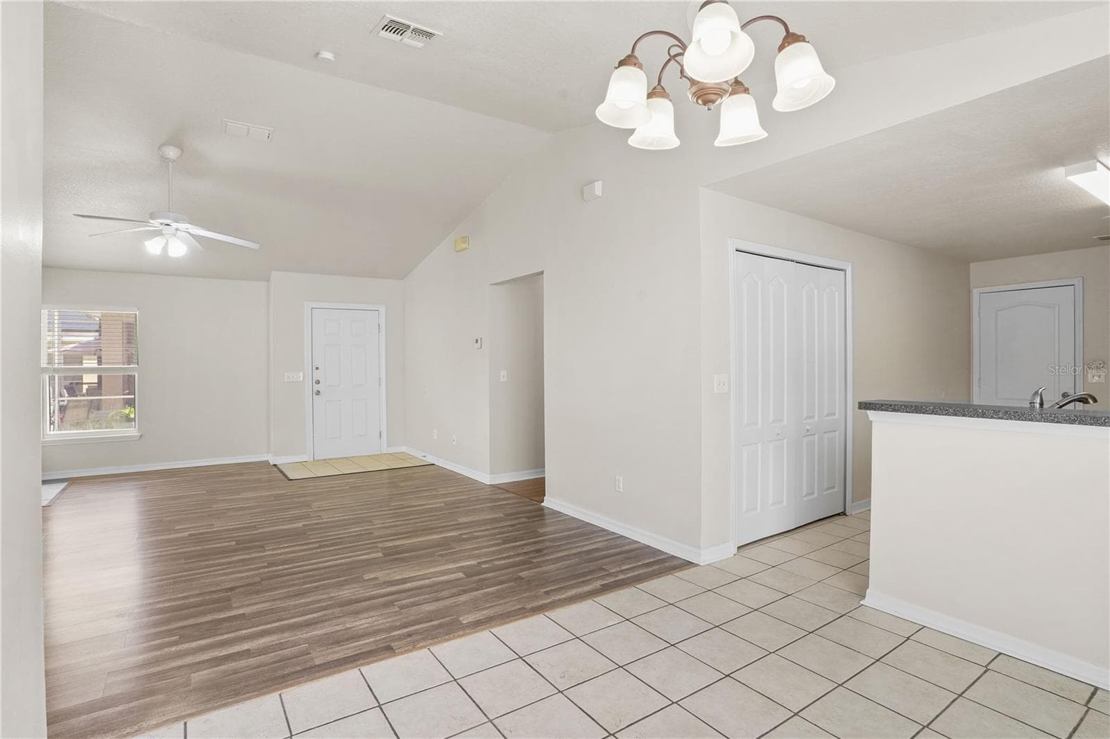 Single Family Residence at 161 HAMMOCK CT, DAVENPORT, photo 13 of 35