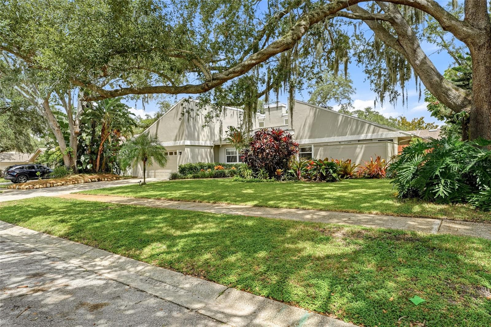 Single Family Residence at 2555 SWEETGUM WAY W, CLEARWATER, photo 4 of 78