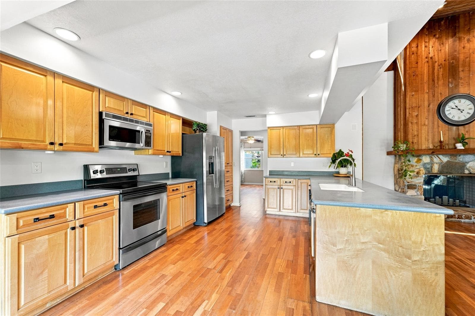 Single Family Residence at 2555 SWEETGUM WAY W, CLEARWATER, photo 26 of 78