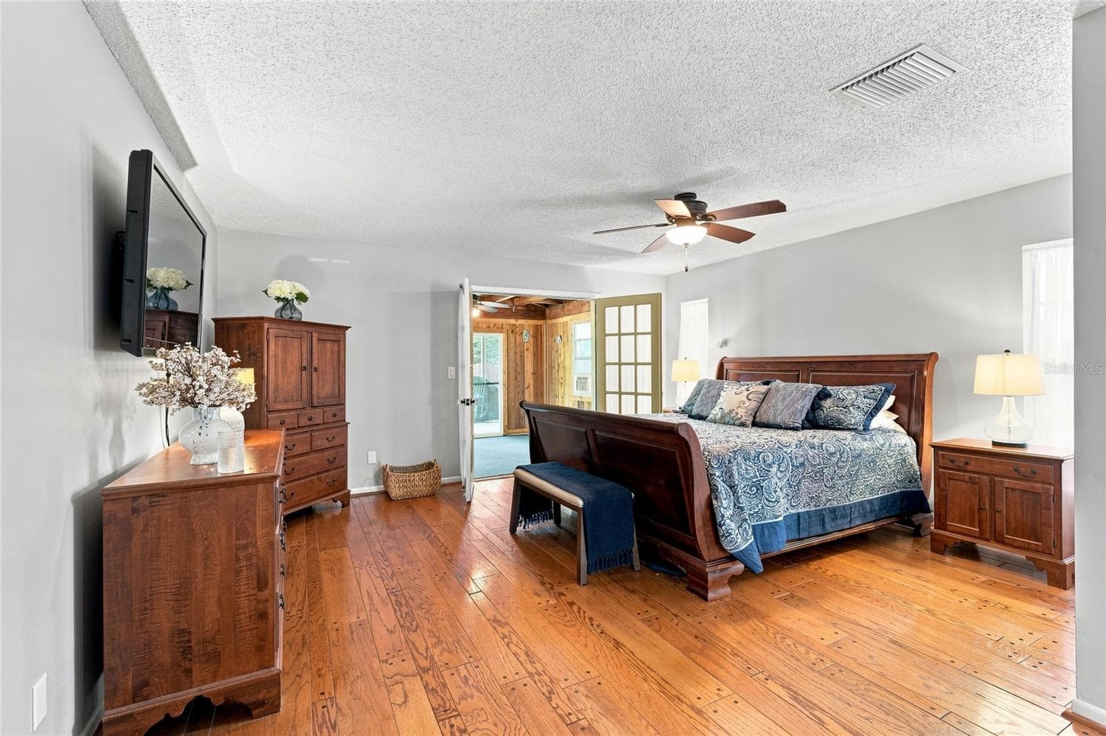 Single Family Residence at 2555 SWEETGUM WAY W, CLEARWATER, photo 42 of 78