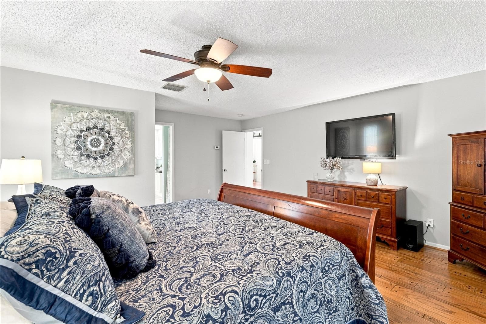 Single Family Residence at 2555 SWEETGUM WAY W, CLEARWATER, photo 44 of 78