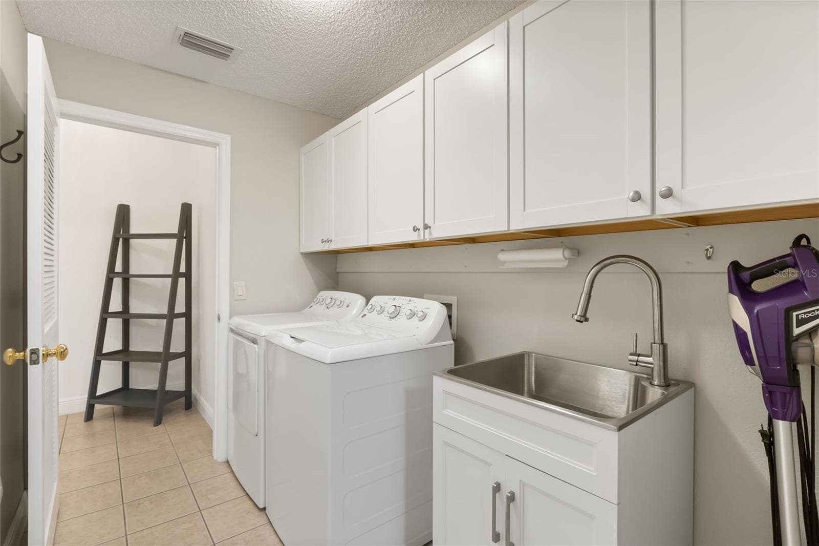 Laundry Room - 2120 CALLAWAY DR, THE VILLAGES
