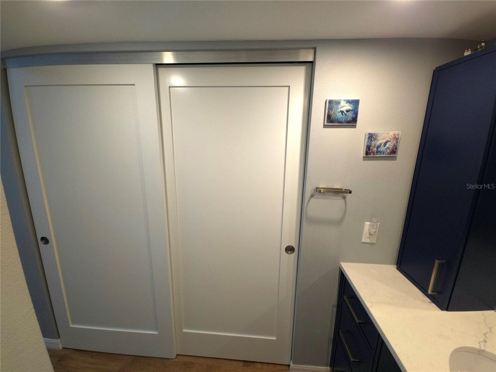 Hardwood closet doors - 3411 52ND AVENUE CIR W, BRADENTON