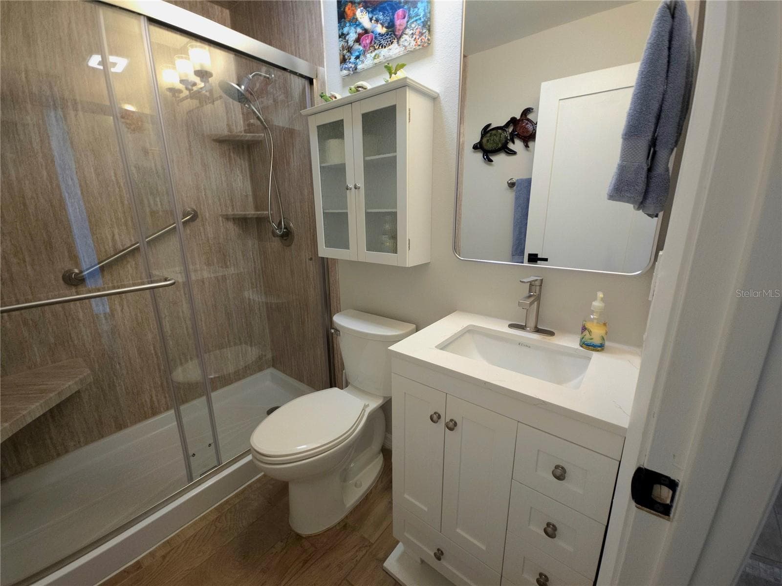 Guest Bath Main Floor - 3411 52ND AVENUE CIR W, BRADENTON