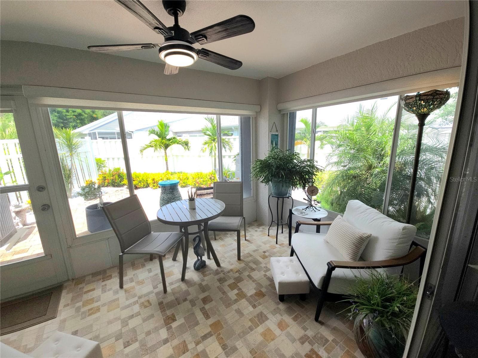 Florida Room/lanai - 3411 52ND AVENUE CIR W, BRADENTON