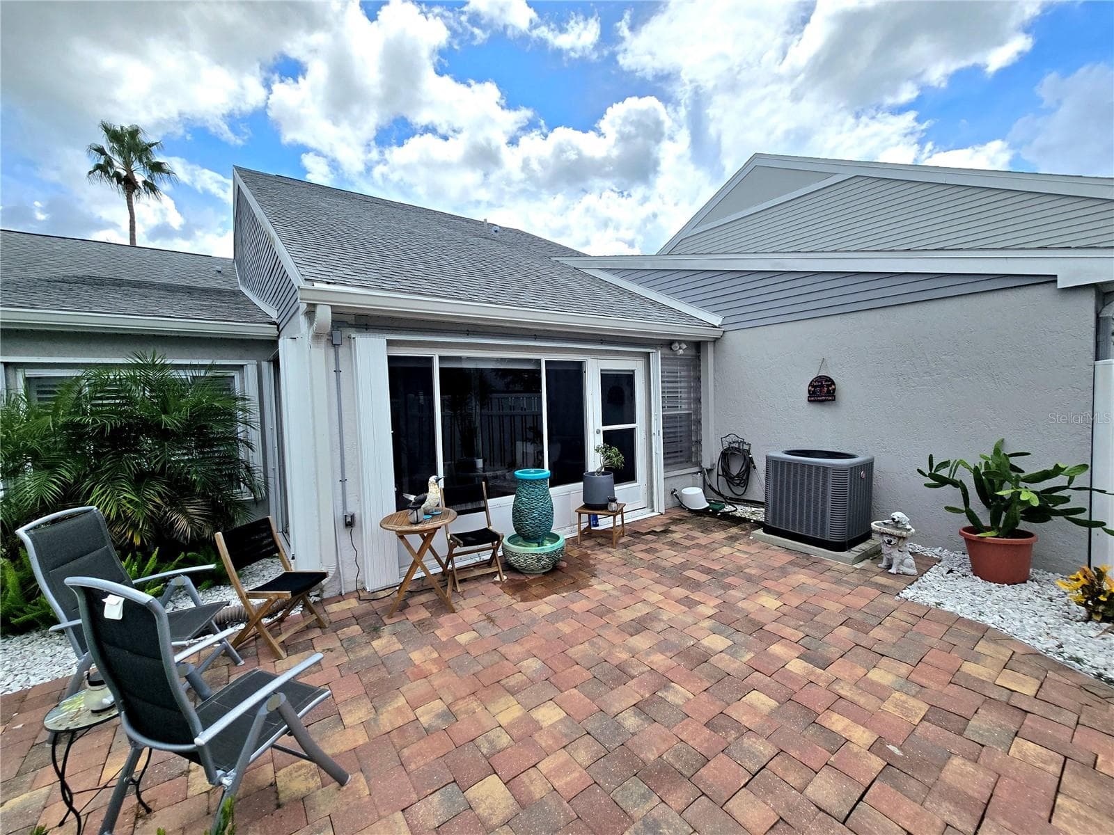 Private Courtyard back - 3411 52ND AVENUE CIR W, BRADENTON