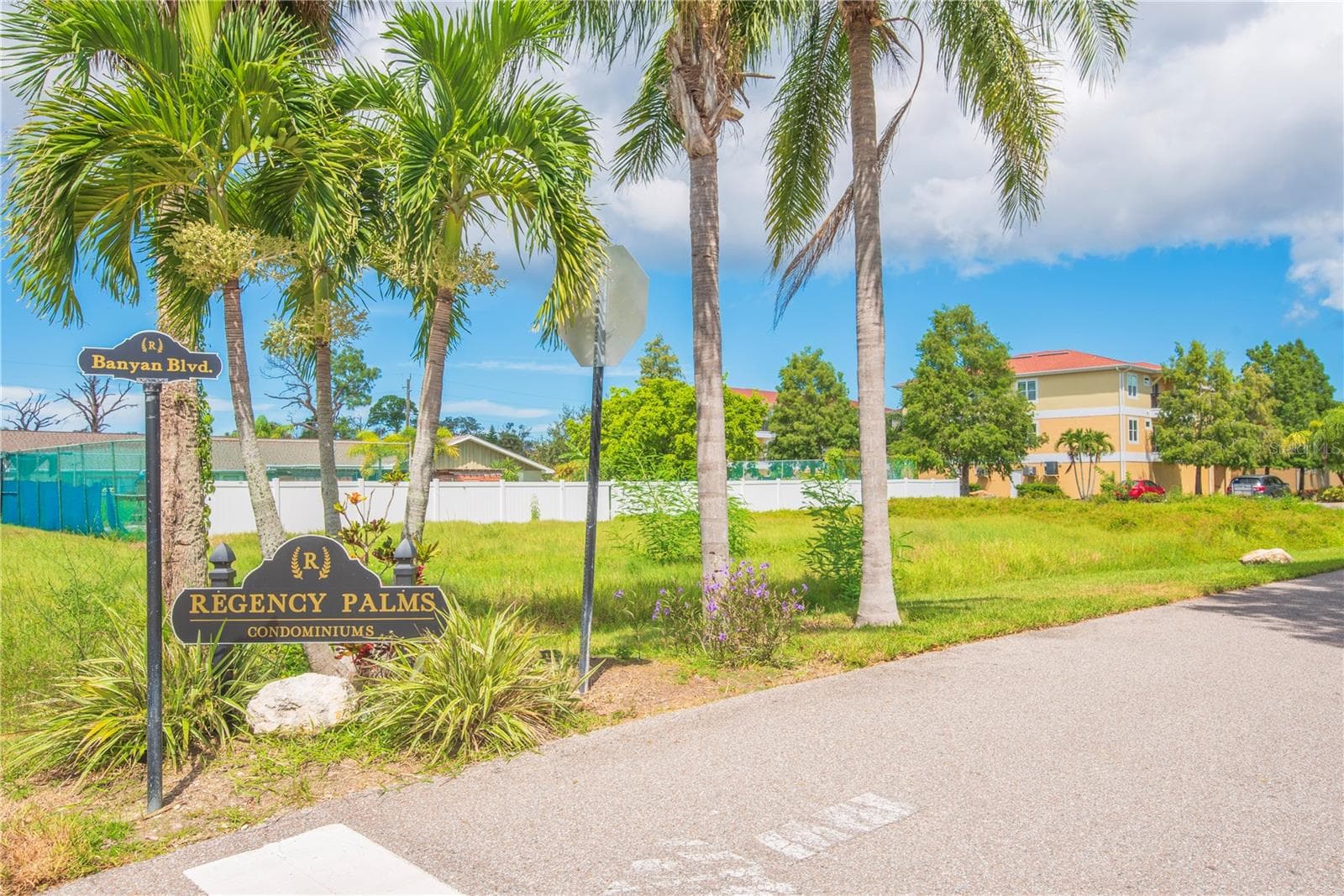 Make an appointment before it's sold! - 5065 ROYAL PALMS WAY #303, NEW PORT RICHEY