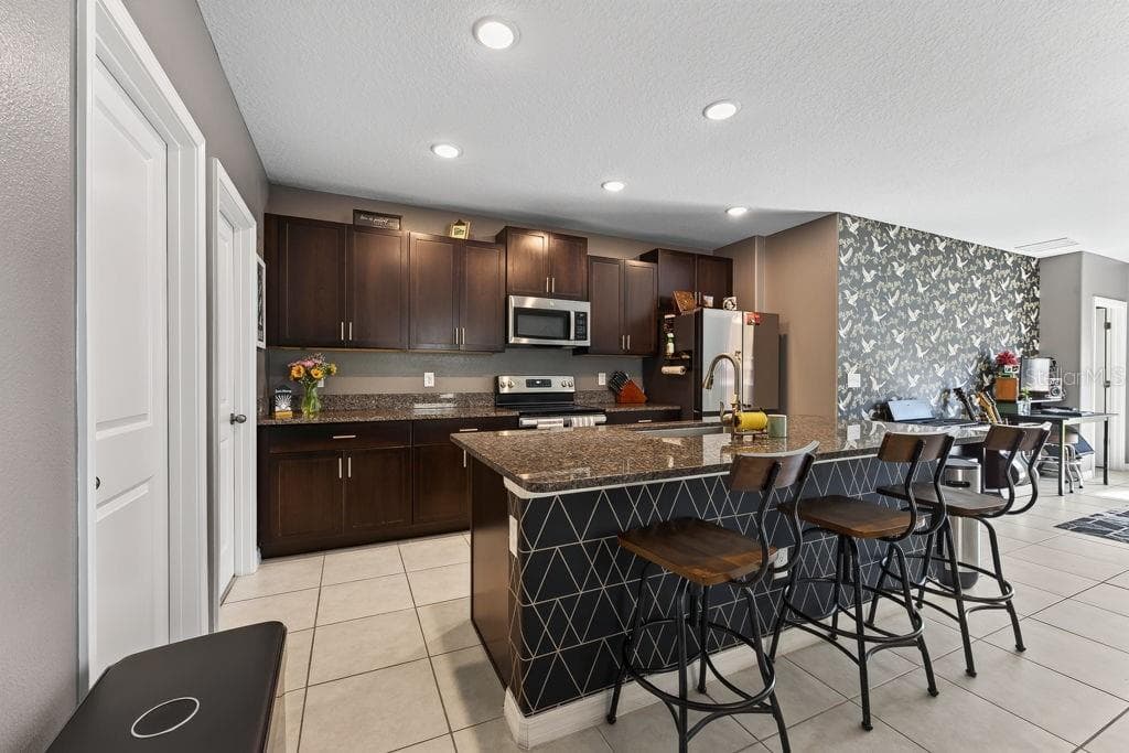Single Family Residence at 2148 SHINING AZUL WAY, LUTZ, photo 4 of 61