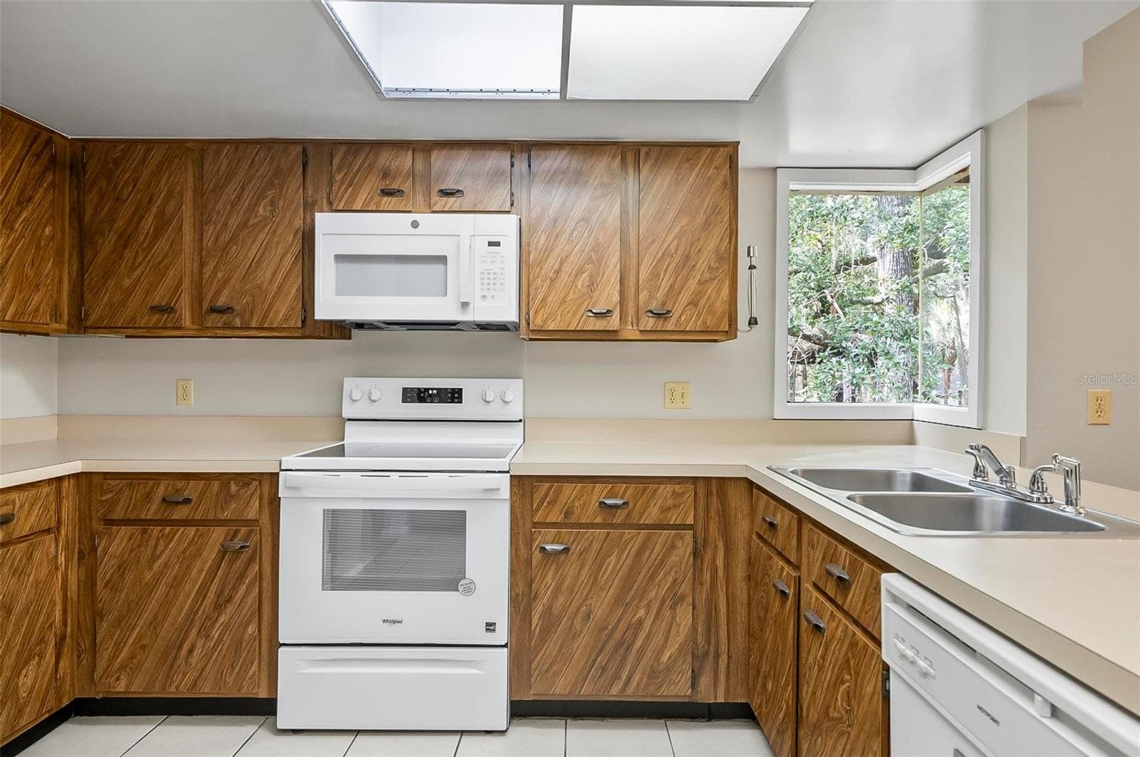 Condominium at 14 OAKMONT CT #14, PALM COAST, photo 14 of 65