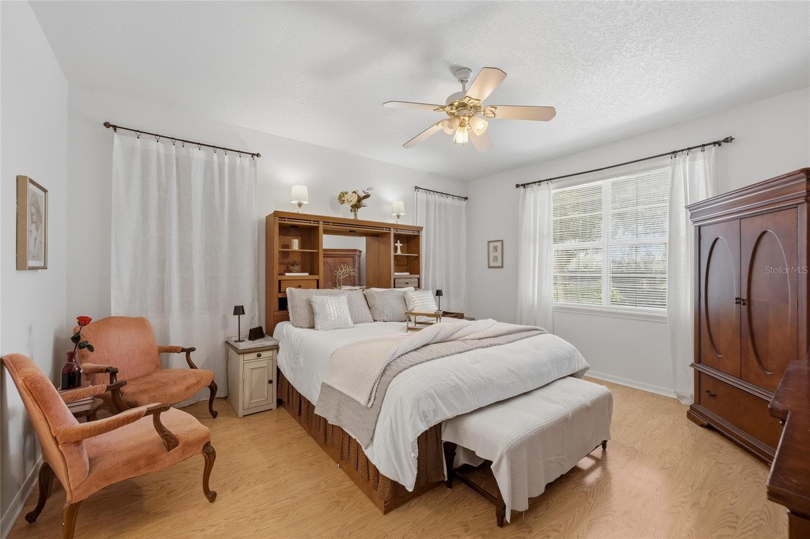 Master Bedroom - 502 PALM DR, WINTER GARDEN