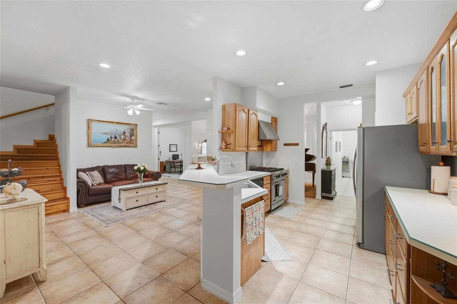 View of open floor plan - 502 PALM DR, WINTER GARDEN