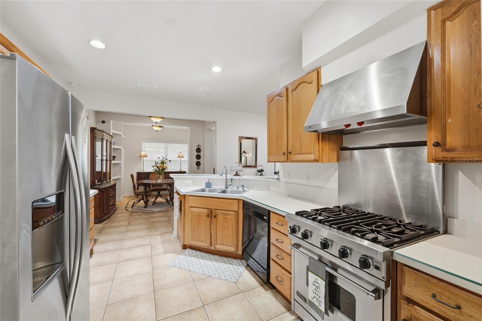 Kitchen - 502 PALM DR, WINTER GARDEN