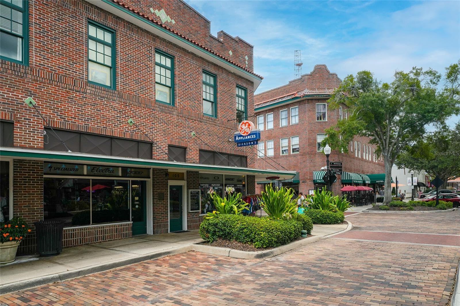 Downtown area - 502 PALM DR, WINTER GARDEN