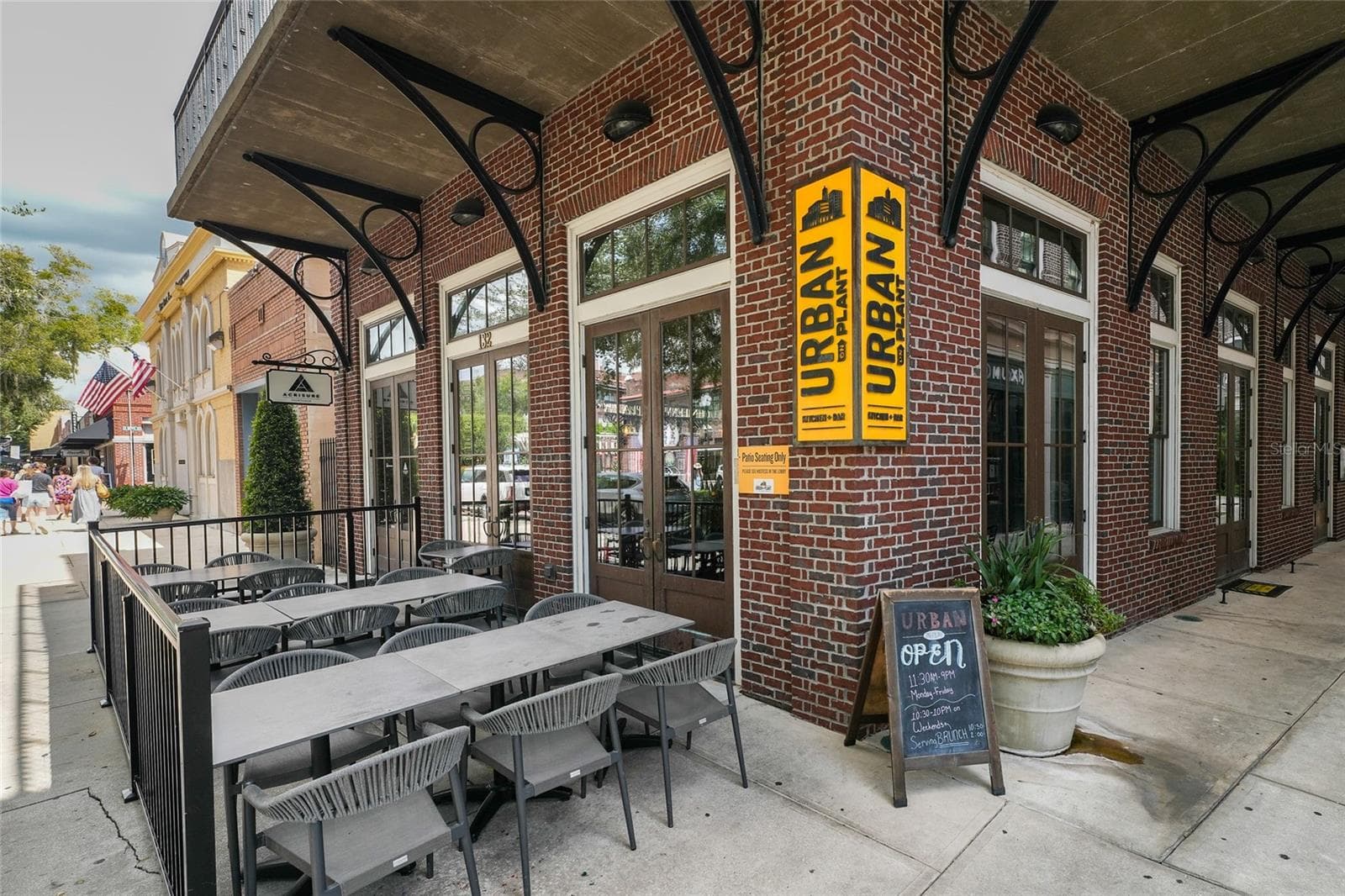 local eateries - 502 PALM DR, WINTER GARDEN