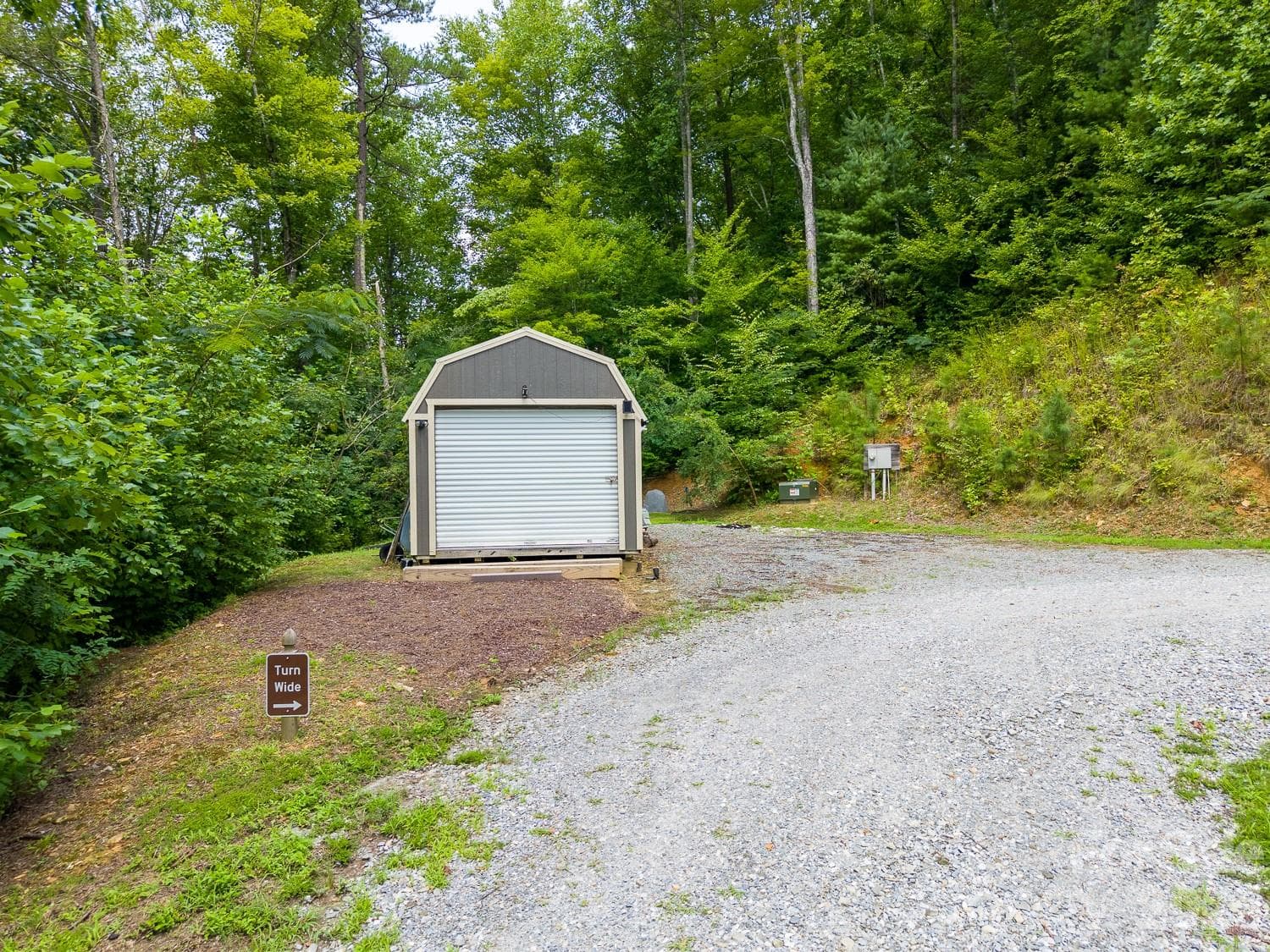 Single Family Residence at 13 Cullsiah Cove Road, Robbinsville, photo 36 of 48