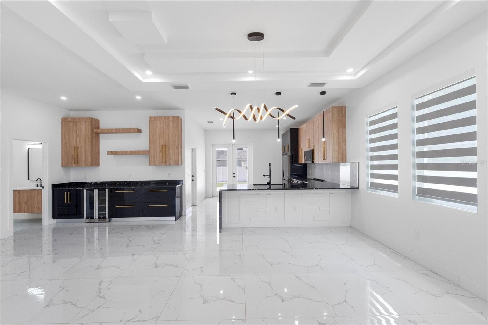 Single Family Residence at 902 W SLIGH AVE, TAMPA, photo 16 of 70