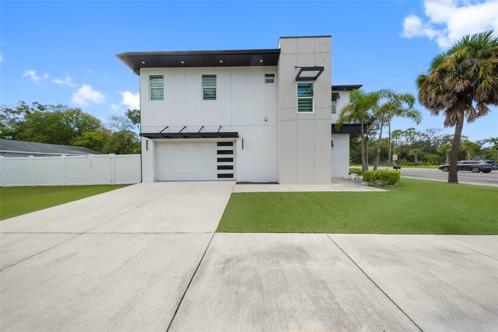Single Family Residence at 902 W SLIGH AVE, TAMPA, photo 41 of 70